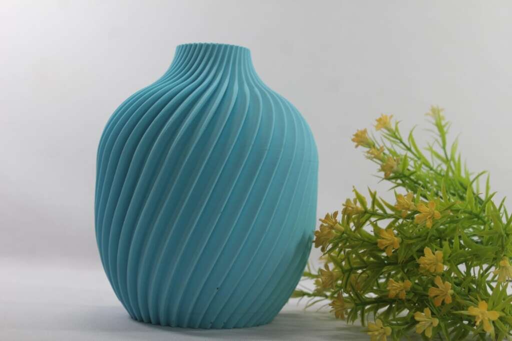 Kivan vase Visio Layer